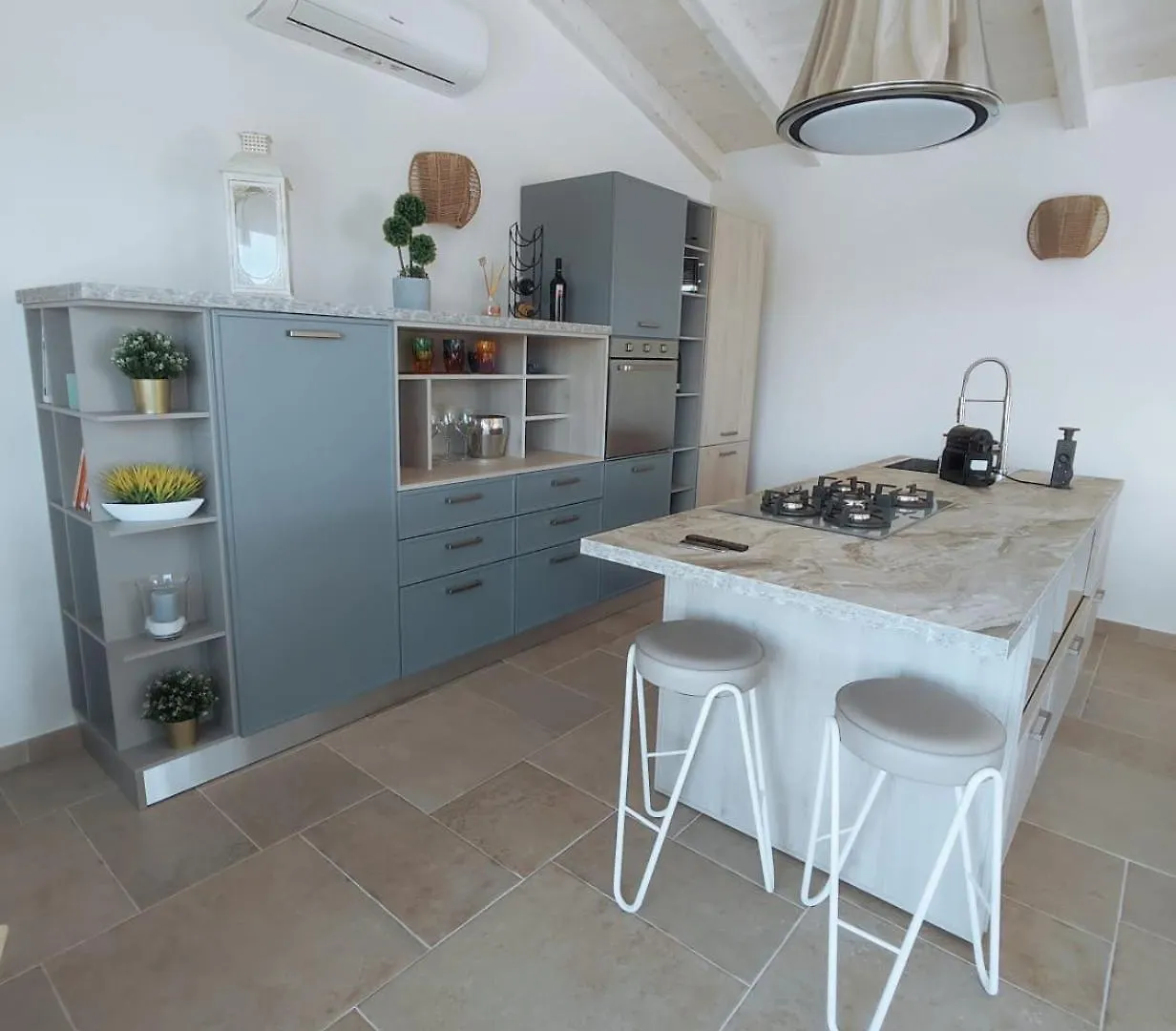 Villa Jana Porto Pollo 0*,  Italy